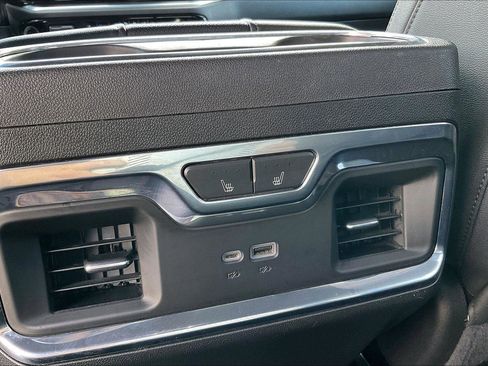 Used 2023 Chevrolet Silverado 1500 LTZ AWD/4WD image 34