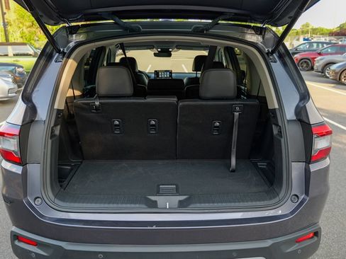 Used 2025 Honda Pilot EX-L image 61