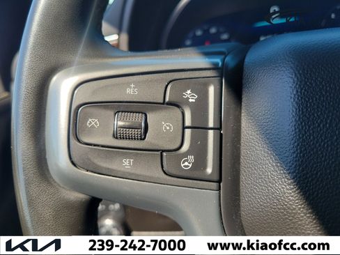 Used 2024 Chevrolet Tahoe Premier RWD image 34