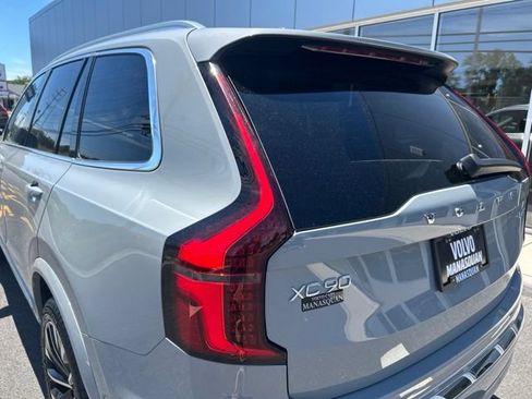 Certified 2025 Volvo XC90 B6 Plus AWD/4WD image 10