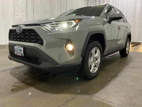Certified 2020 Toyota RAV4 XLE w/ XLE Grade Weather Package image 24