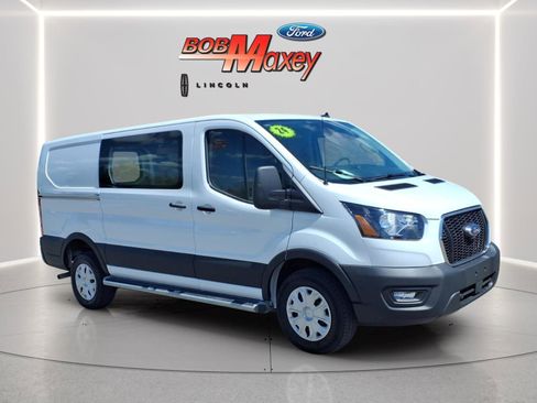 Used 2024 Ford Transit 250 Low Roof w/ Exterior Upgrade Package RWD image 3