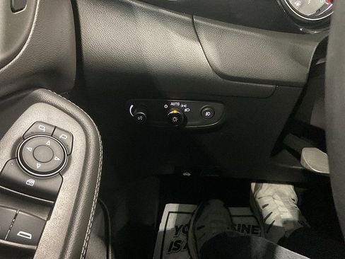 Used 2023 Buick Encore GX Preferred w/ Cold Weather Comfort Package image 21