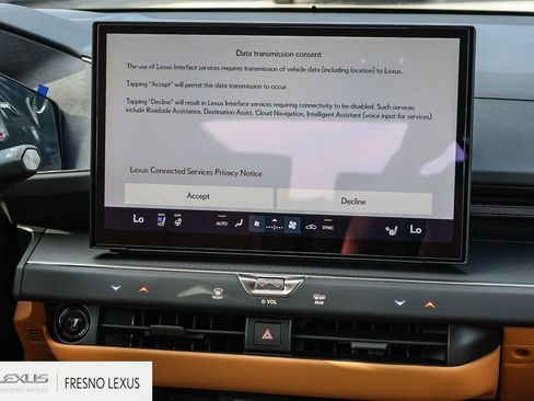New 2026 Lexus ES 350e FWD image 17