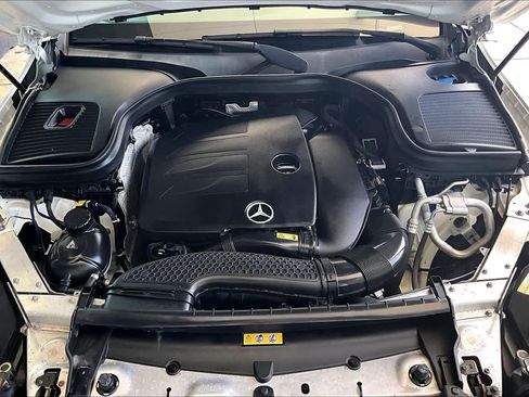 Used 2020 Mercedes-Benz GLC 300 image 27