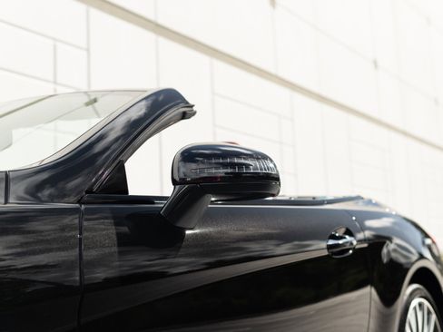 Used 2019 Mercedes-Benz SL 550 image 18