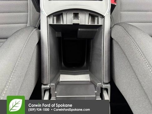 Used 2024 Ford Edge SE w/ Black Appearance Package AWD/4WD image 32