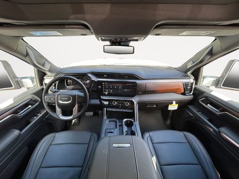 New 2026 GMC Sierra 2500 Denali image 13
