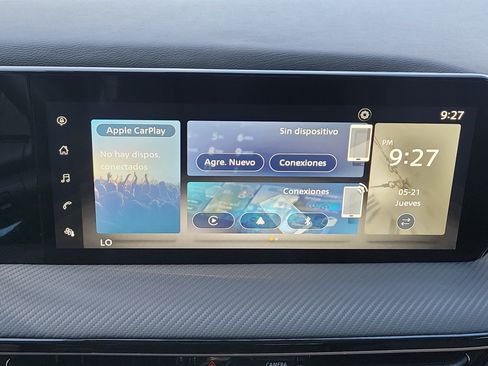 Certified 2025 Nissan Kicks SR FWD image 26