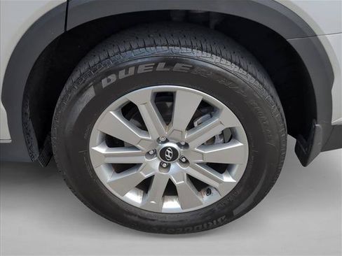 Used 2024 Hyundai Palisade SEL FWD image 25