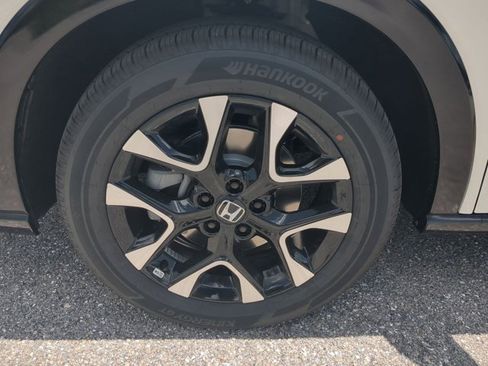 New 2026 Honda HR-V EX-L image 9