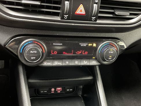 Used 2019 Kia Forte LXS FWD image 18