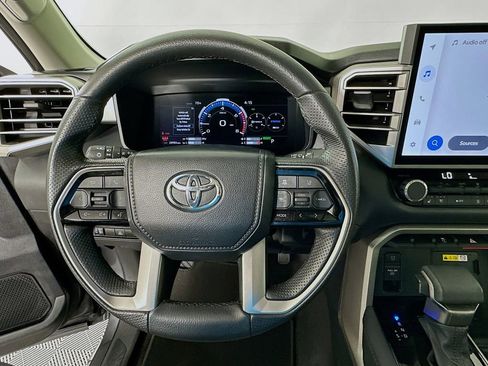 Used 2024 Toyota Tundra Limited image 11