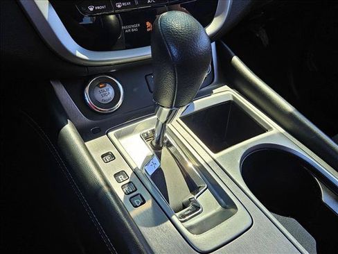 Used 2019 Nissan Murano S FWD image 14