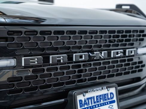 Certified 2025 Ford Bronco Outer Banks AWD/4WD image 11