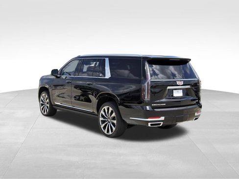 New 2026 Cadillac Escalade ESV Luxury w/ Touring Package AWD/4WD image 3