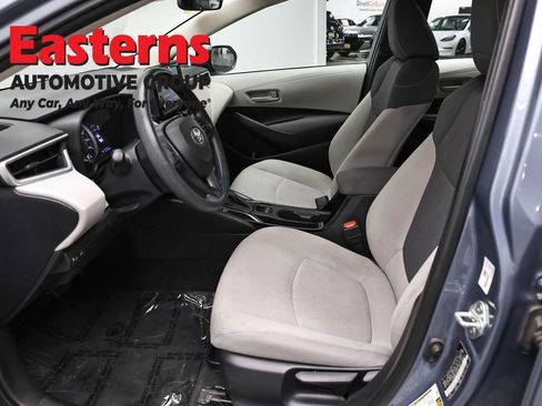 Used 2022 Toyota Corolla LE FWD image 13