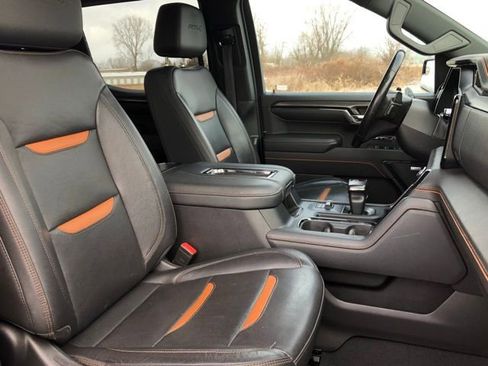 Used 2022 GMC Sierra 1500 AT4 w/ AT4 Preferred Package image 21