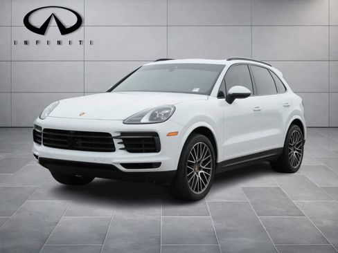 Used 2023 Porsche Cayenne Platinum Edition AWD/4WD image 1