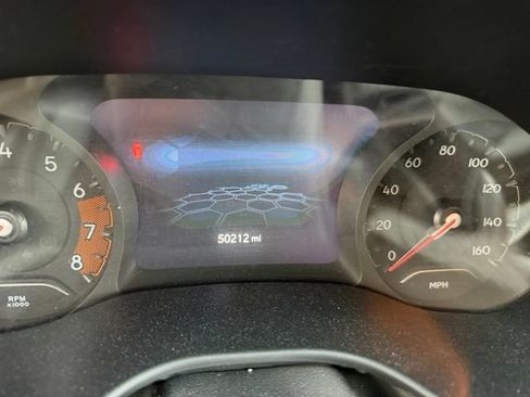 Used 2024 Jeep Compass Latitude AWD/4WD image 5