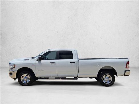 Used 2023 RAM 2500 Big Horn w/ Level 1 Equipment Group AWD/4WD image 9