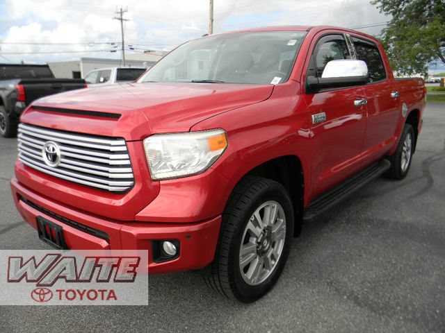 Used 2016 Toyota Tundra 4x4 CrewMax image 6