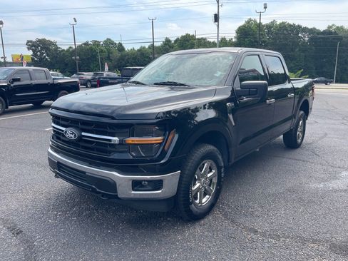 Used 2025 Ford F150 XLT w/ Equipment Group 301A Standard AWD/4WD image 3