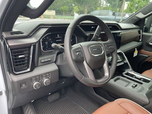New 2026 GMC Sierra 3500 Denali Ultimate AWD/4WD image 10