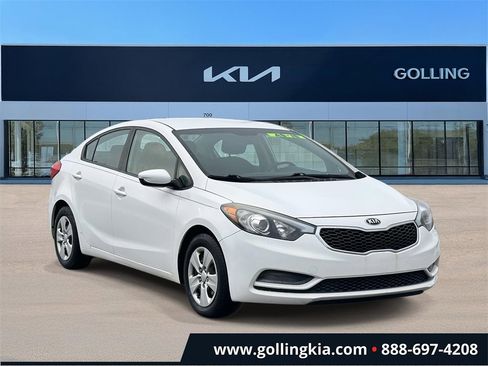 Used 2016 Kia Forte LX image 1