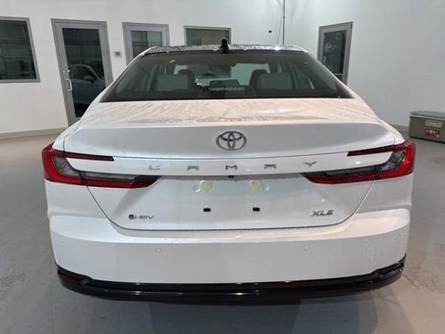 New 2026 Toyota Camry XLE image 6