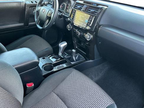 Used 2024 Toyota 4Runner TRD Off-Road image 15