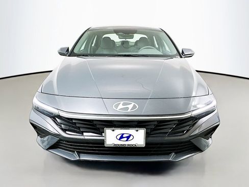New 2026 Hyundai Elantra SE w/ Cargo Package FWD image 2