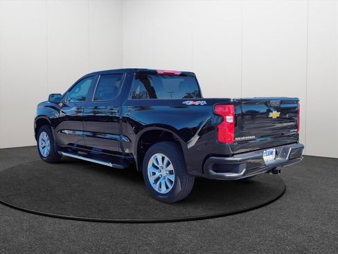 New 2026 Chevrolet Silverado 1500 Custom image 4