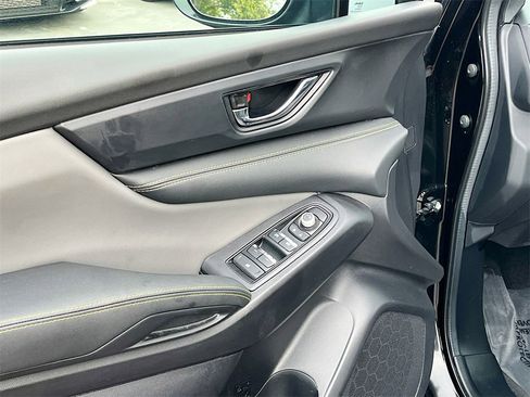 Used 2024 Subaru Ascent Onyx Edition image 17