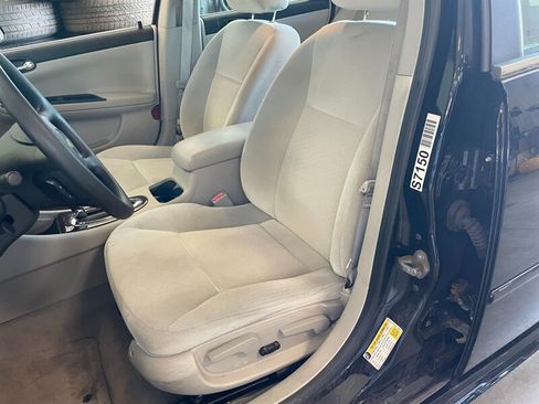 Used 2016 Chevrolet Impala Limited LS FWD image 16
