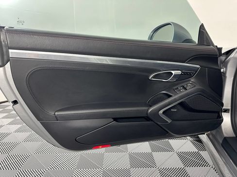 Certified 2019 Porsche 911 Turbo AWD/4WD image 17