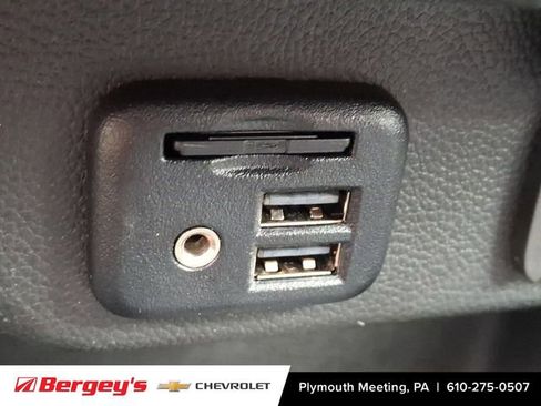 Certified 2023 Chevrolet Traverse LT w/ LT Premium Package image 30