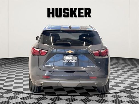 Certified 2022 Chevrolet Blazer Premier w/ Enhanced Convenience Package image 5