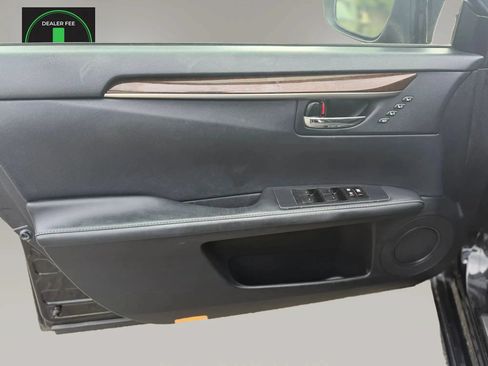 Used 2015 Lexus ES 350 w/ Luxury Package FWD image 6