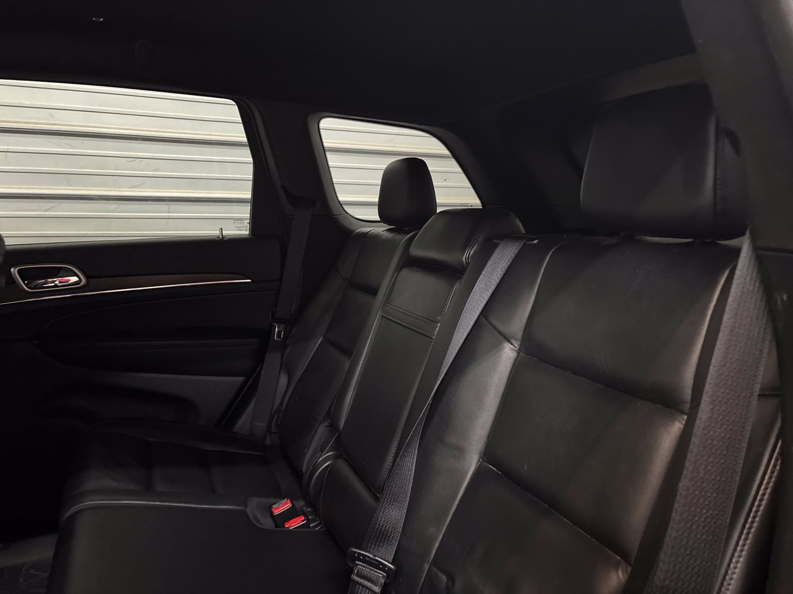 Used 2018 Jeep Grand Cherokee Limited AWD/4WD image 25