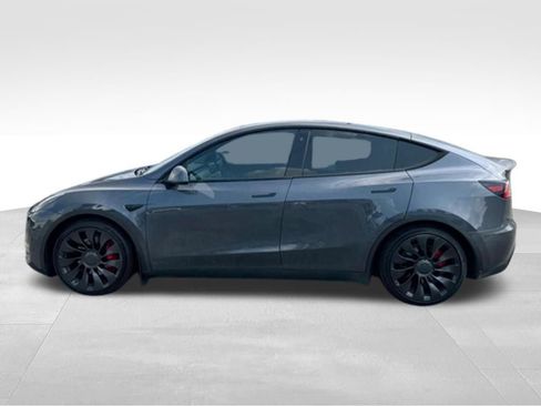Used 2022 Tesla Model Y Performance AWD/4WD image 2