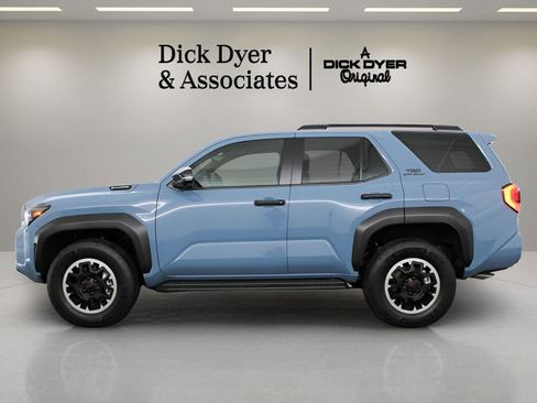Used 2026 Toyota 4Runner TRD Off-Road Premium image 41