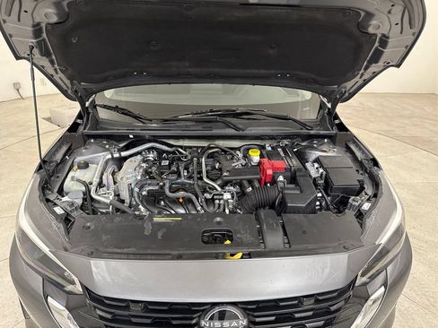 Used 2025 Nissan Sentra SV FWD image 16
