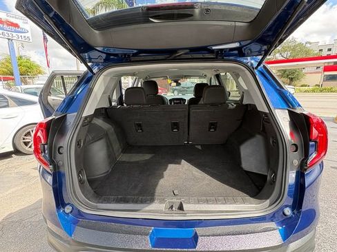 Used 2022 GMC Terrain SLE w/ Driver Convenience Package AWD/4WD image 17