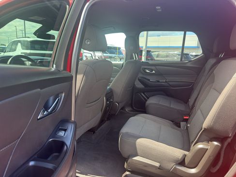 Used 2023 Chevrolet Traverse LT AWD/4WD image 28