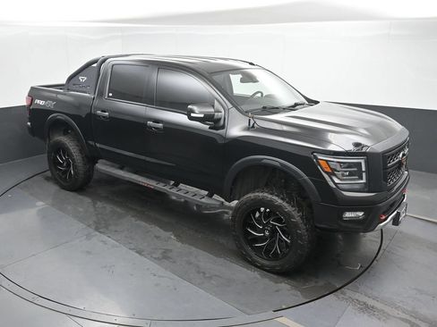 Used 2021 Nissan Titan PRO-4X w/ Pro-4x Convenience Package AWD/4WD image 36