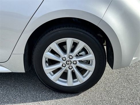 Used 2023 Toyota Corolla SE image 20