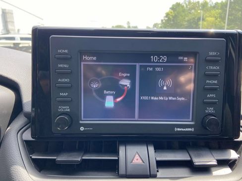 Used 2022 Toyota RAV4 LE AWD/4WD image 22
