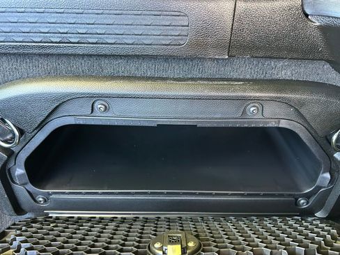 Used 2025 RAM 1500 Laramie AWD/4WD image 18