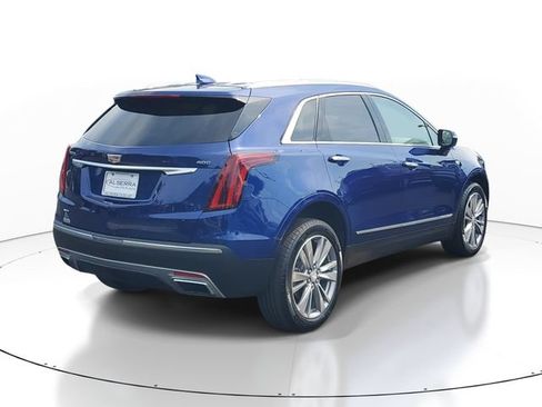 Certified 2024 Cadillac XT5 Premium Luxury w/ LPO, Floor Liner Package AWD/4WD image 4